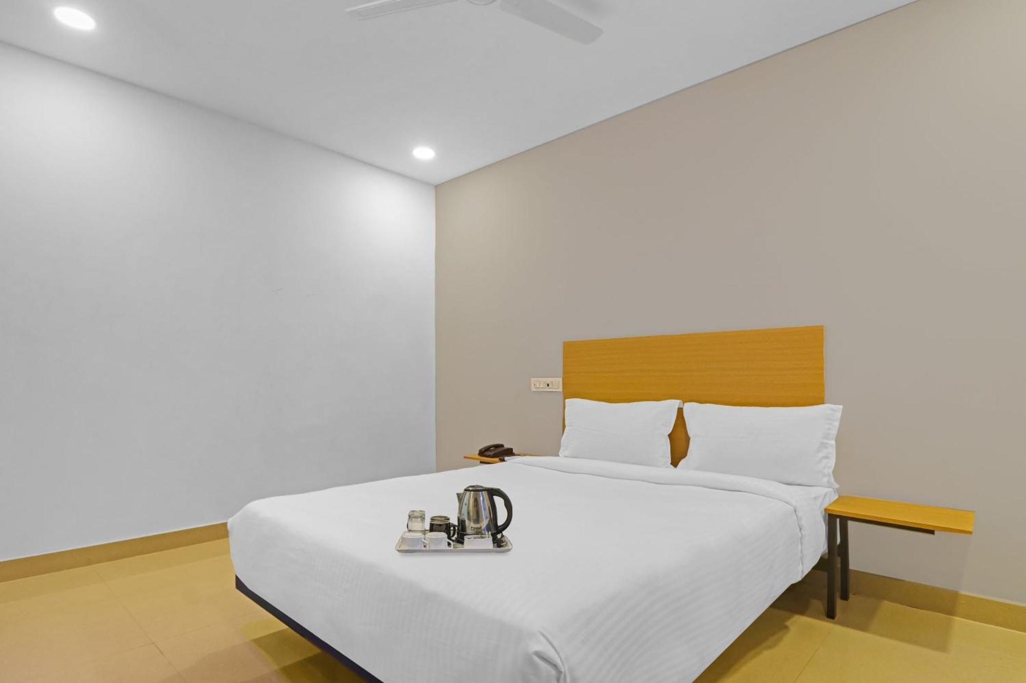 Super Townhouse Che Sigma Otel Haydarabad Dış mekan fotoğraf