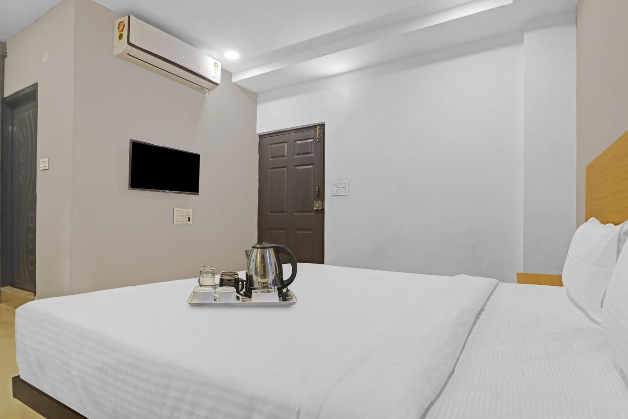 Super Townhouse Che Sigma Otel Haydarabad Dış mekan fotoğraf